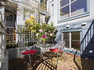 Photo 4: 5 877 W 7TH Avenue in Vancouver: Fairview VW Townhouse for sale in "Emerald Court" (Vancouver West)  : MLS®# V1119210