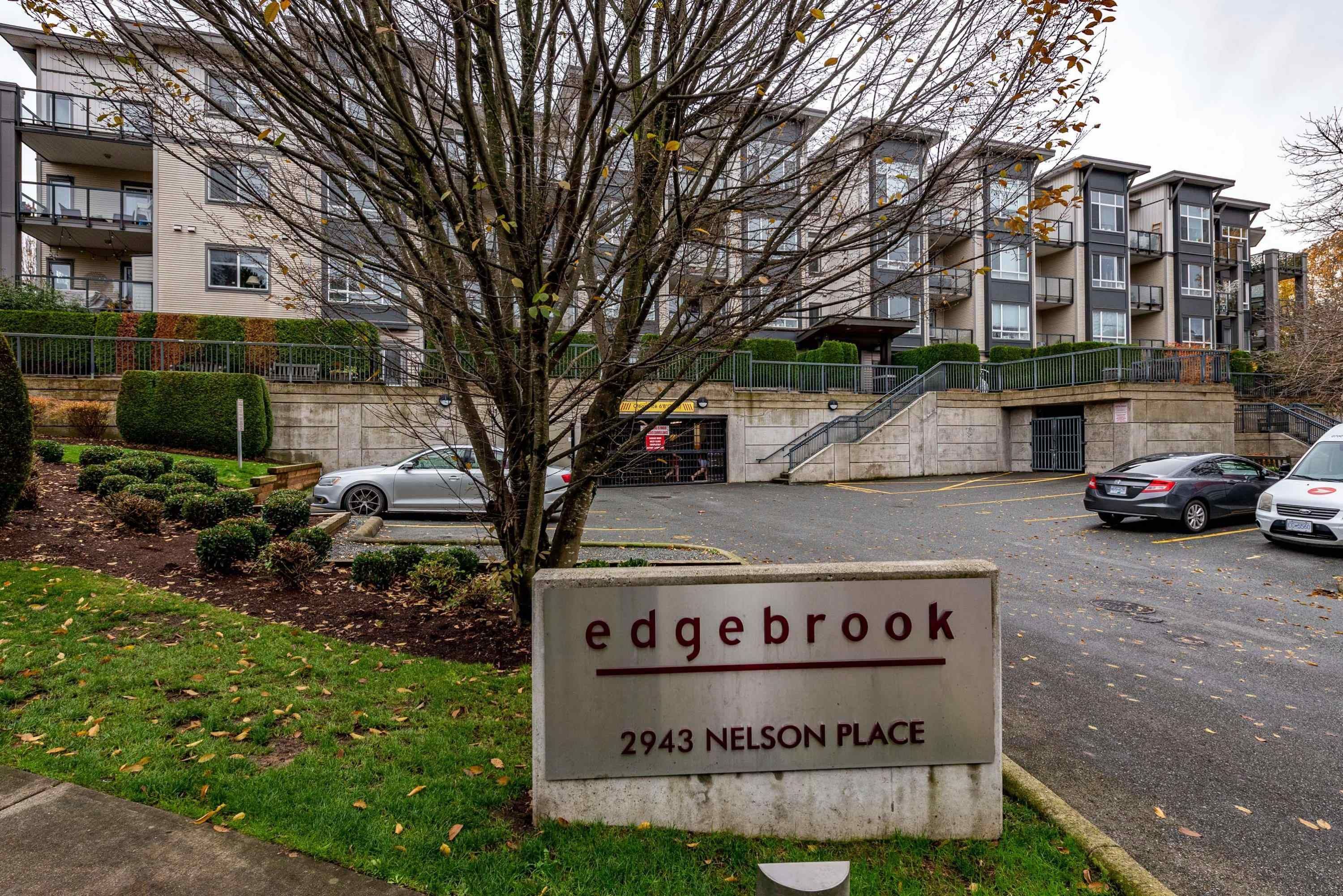 Main Photo: 303 2943 NELSON Place in Abbotsford: Central Abbotsford Condo for sale in "Edgebrook" : MLS®# R2634255