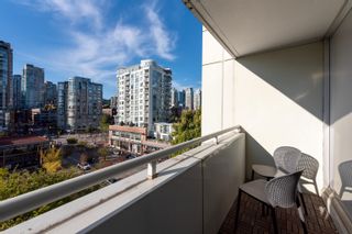 Photo 16: 802 1201 MARINASIDE Crescent in Vancouver: Yaletown Condo for sale (Vancouver West)  : MLS®# R2847314