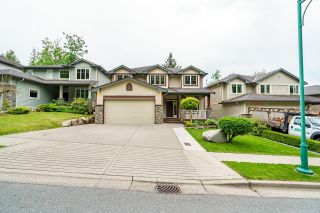 Photo 2: 36550 E AUGUSTON Parkway: House for sale in Abbotsford: MLS®# R2696909
