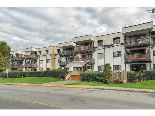 Main Photo: 101 12170 222 Street in Maple Ridge: West Central Condo for sale in "Wildwood Terrace" : MLS®# R2167394