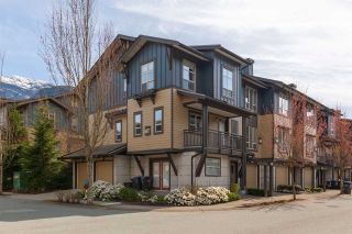 Photo 1: 38366 EAGLEWIND Boulevard in Squamish: Downtown SQ Townhouse for sale in "EAGLEWIND" : MLS®# R2562545