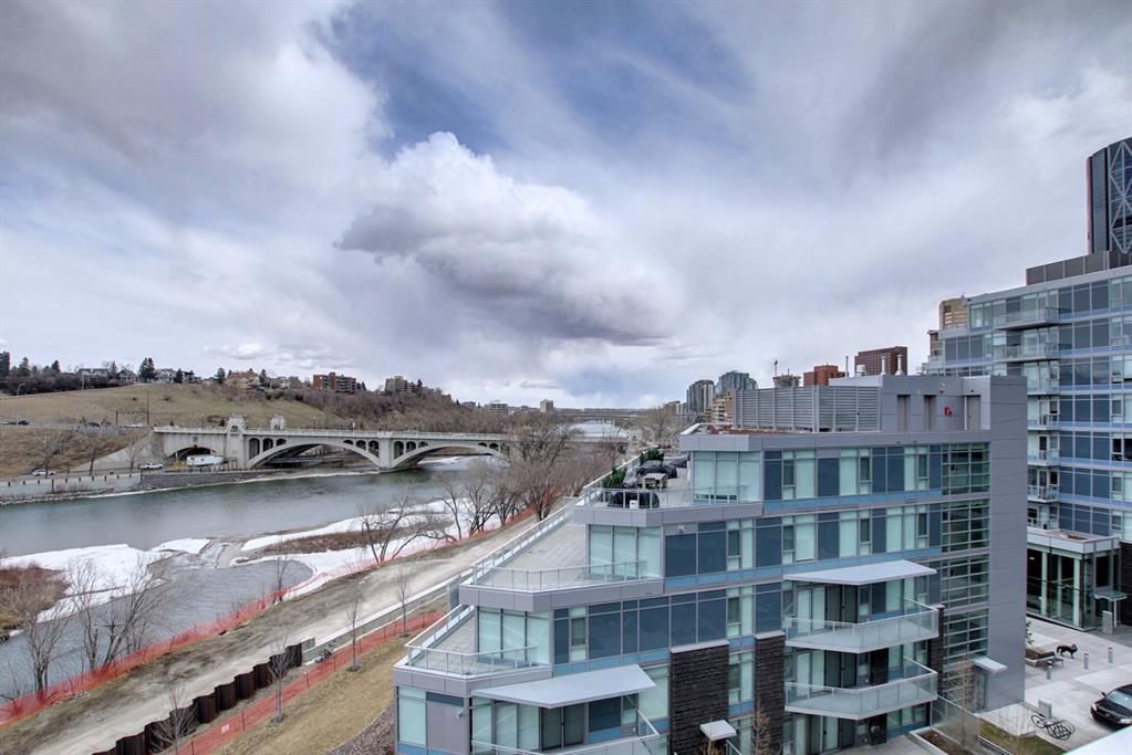 Main Photo: 603 138 Waterfront Court SW in Calgary: Eau Claire Apartment for sale : MLS®# A1205334