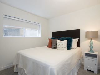 Photo 18: 5594 - 5596 CHESTER Street in Vancouver: Fraser VE House for sale (Vancouver East)  : MLS®# R2149898