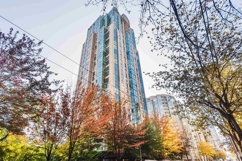 FEATURED LISTING: 2404 - 1188 HOWE Street Vancouver