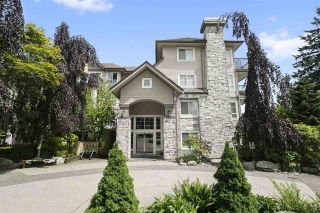 Photo 1: 411 1150 E 29TH Street in North Vancouver: Lynn Valley Condo for sale in "The Highgate" : MLS®# R2462679