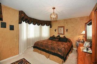 Photo 6: 147 Dawlish Avenue in Aurora: Aurora Highlands House (2-Storey) for sale : MLS®# N2661556