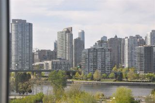 Photo 2: 709 1708 COLUMBIA STREET in Vancouver: False Creek Condo for sale (Vancouver West)  : MLS®# R2059228