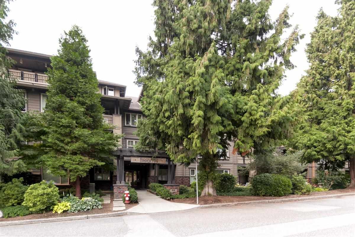 Main Photo: 407 808 SANGSTER Place in New Westminster: The Heights NW Condo for sale in "THE BROCTON" : MLS®# R2203252