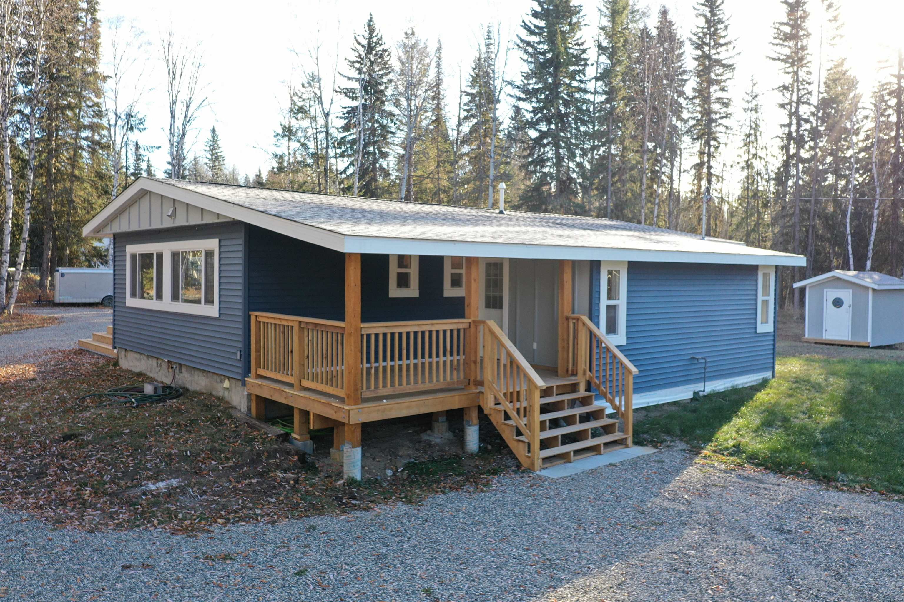 Main Photo: 4018 ASTRAL Avenue in Quesnel: Quesnel - Rural North Manufactured Home for sale in "Barlow Creek" : MLS®# R2829042