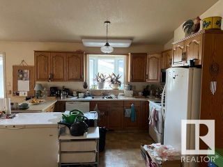 Photo 2: 11644 123 Street in Edmonton: Zone 07 House for sale : MLS®# E4386149