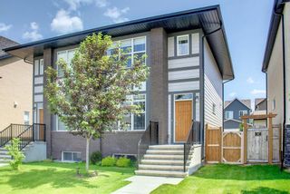 Photo 3: 837 Mahogany Boulevard SE in Calgary: Mahogany Semi Detached (Half Duplex) for sale : MLS®# A1230171