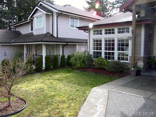Photo 3: 785 Harrier Way in VICTORIA: La Bear Mountain House for sale (Langford)  : MLS®# 725087