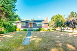 Photo 1: 1905 YEOVIL Avenue in Burnaby: Montecito House for sale (Burnaby North)  : MLS®# R2722491