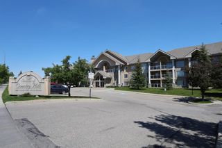 Photo 2: 226 728 Country Hills Road NW in Calgary: Country Hills Apartment for sale : MLS®# A1233737