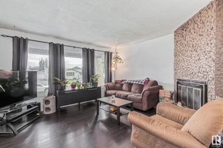 Photo 3: 10917 173A Avenue in Edmonton: Zone 27 House Half Duplex for sale : MLS®# E4360155