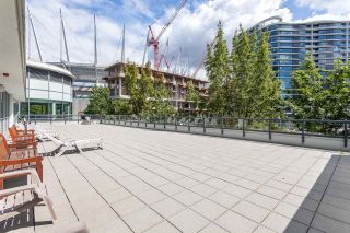 Photo 12: 2003 939 EXPO Boulevard in Vancouver: Yaletown Condo for sale in "THE MAX" (Vancouver West)  : MLS®# R2102471