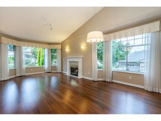 Photo 3: 62 2533 152 Street in Surrey: Sunnyside Park Surrey Townhouse for sale in "Bishops Green" (South Surrey White Rock)  : MLS®# R2442005