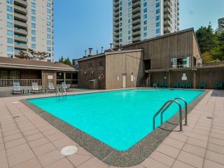 Photo 3: 1703 4160 SARDIS Street in Burnaby: Central Park BS Condo for sale in "Central Park Plaza" (Burnaby South)  : MLS®# R2437725