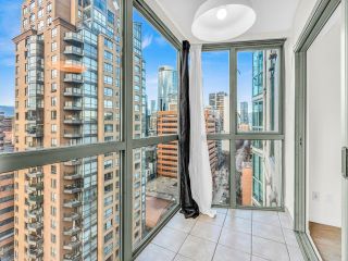 Photo 8: 1801 1188 HOWE Street in Vancouver: Downtown VW Condo for sale in "1188 HOWE" (Vancouver West)  : MLS®# R2854928