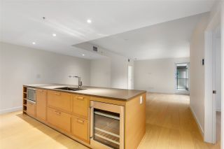 Photo 2: 301 7228 ADERA Street in Vancouver: South Granville Condo for sale in "Adera House" (Vancouver West)  : MLS®# R2426769