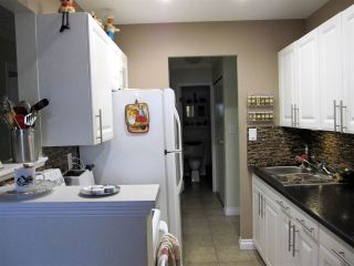 Photo 5: 114 12096 222 Street in Maple Ridge: West Central Condo for sale in "CANUCK PLAZA" : MLS®# R2119789