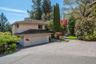 Photo 2: 4661 Boulderwood Dr in Saanich: SE Broadmead House for sale (Saanich East)  : MLS®# 902562