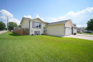 Photo 49: 590 4th St NW in Portage la Prairie: House for sale : MLS®# 202217988