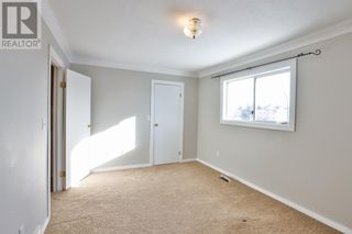 Photo 10: 73 Mt Backus Crescent W in Lethbridge: House for sale : MLS®# A2010999