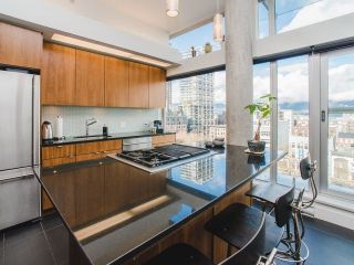 Photo 5: 902 33 W PENDER Street in Vancouver: Downtown VW Condo for sale (Vancouver West)  : MLS®# R2234015
