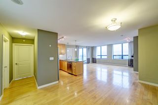Photo 6: 3006 4333 CENTRAL Boulevard in Burnaby: Metrotown Condo for sale in "Presidia" (Burnaby South)  : MLS®# R2423050