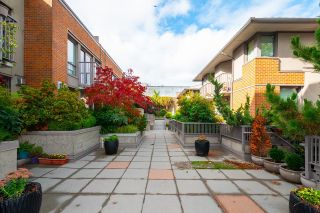 Photo 2: 506 2483 YEW Street in Vancouver: Kitsilano Condo for sale in "NEW POINTE TERRACE" (Vancouver West)  : MLS®# R2820403
