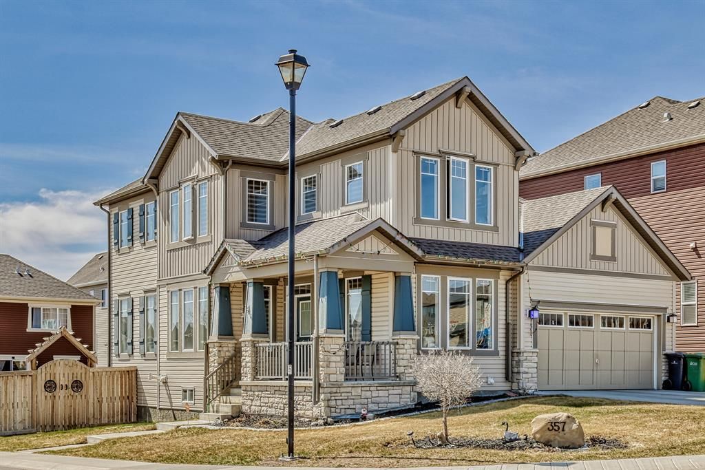 Main Photo: 357 VIEWPOINTE Terrace in Chestermere: House for sale : MLS®# A2042132