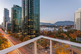 Photo 17: 801 1277 MELVILLE Street in Vancouver: Coal Harbour Condo for sale in "FLATIRON" (Vancouver West)  : MLS®# R2253012