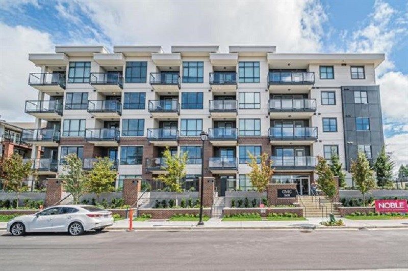 Main Photo: 507 5638 201A Street in Langley: Langley City Condo for sale in "THE CIVIC" : MLS®# R2412219