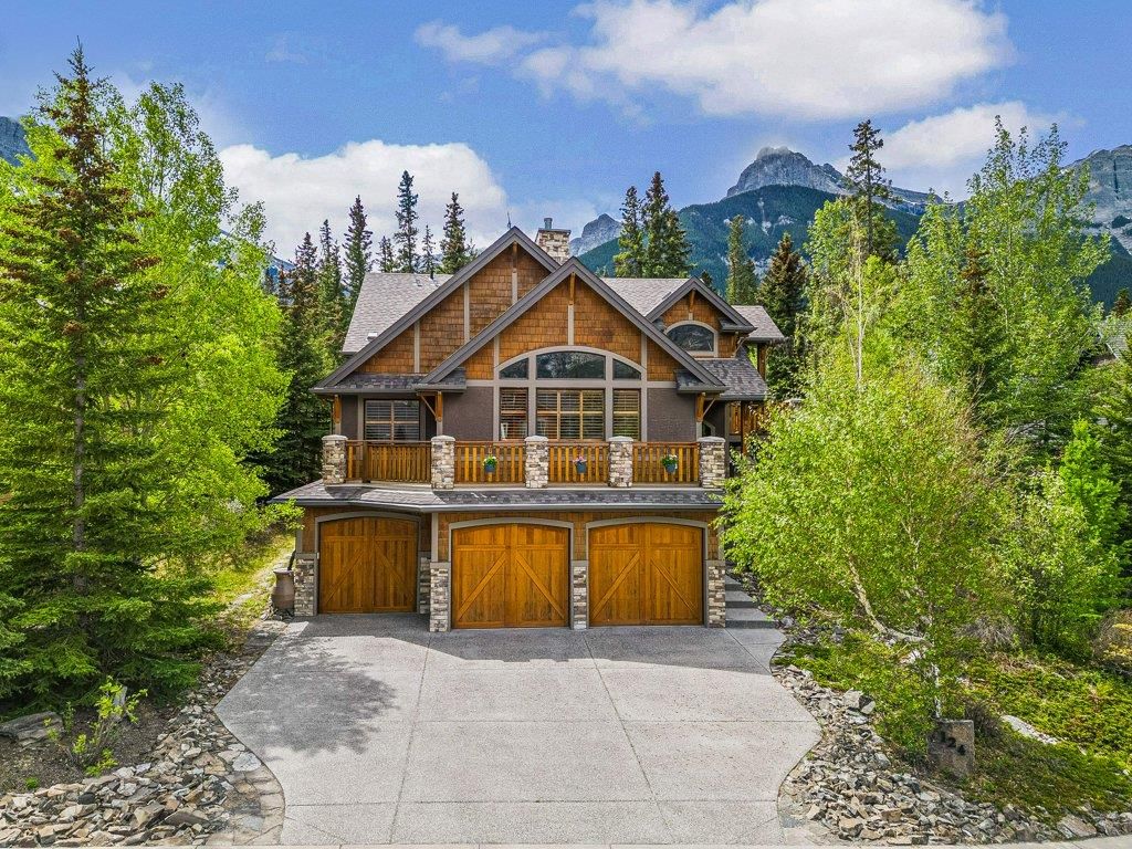 Main Photo: 124 Casale Place: Canmore Detached for sale : MLS®# A2051489