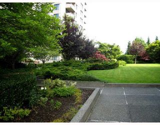 Photo 9: 305 5652 PATTERSON Avenue in Burnaby: Central Park BS Condo for sale in "CENTRAL PARK PLACE" (Burnaby South)  : MLS®# V657205