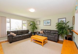 Photo 5: 4038 Hodgson Pl in Saanich: SE Lake Hill House for sale (Saanich East)  : MLS®# 902082