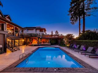 Photo 27: 2737 CRESCENT Drive in Surrey: Crescent Bch Ocean Pk. House for sale in "Crescent Heights" (South Surrey White Rock)  : MLS®# R2842072
