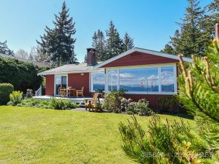 Photo 6: 1836 Astra Road in Comox: House for sale : MLS®# 465606