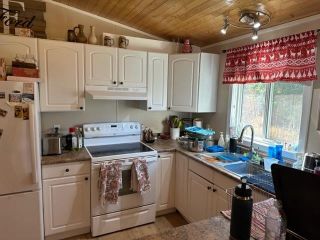 Photo 4: 13606 248 Road in Fort St. John: Fort St. John - Rural W 100th Manufactured Home for sale in "CHARLIE LAKE" : MLS®# R2824460