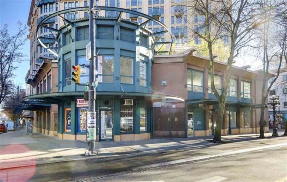 Main Photo: 316 CARRAL Street in Vancouver: Downtown VE Retail for lease in "VAN HORNE" (Vancouver East)  : MLS®# C8047952