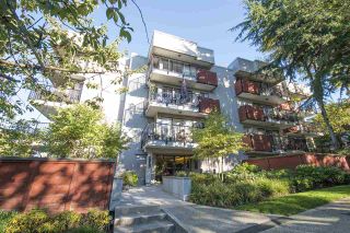 Photo 1: 410 2142 CAROLINA Street in Vancouver: Mount Pleasant VE Condo for sale in "The Wood Dale" (Vancouver East)  : MLS®# R2313461
