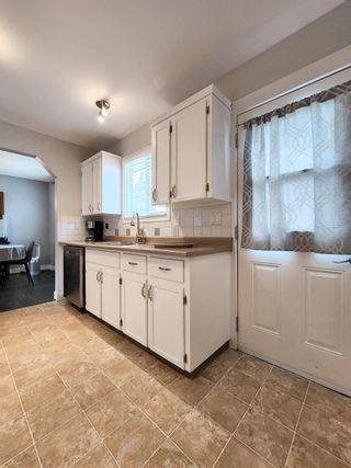 Photo 10: 7713 MARIONOPOLIS Place in Prince George: Lower College Heights House for sale (PG City South West)  : MLS®# R2706960