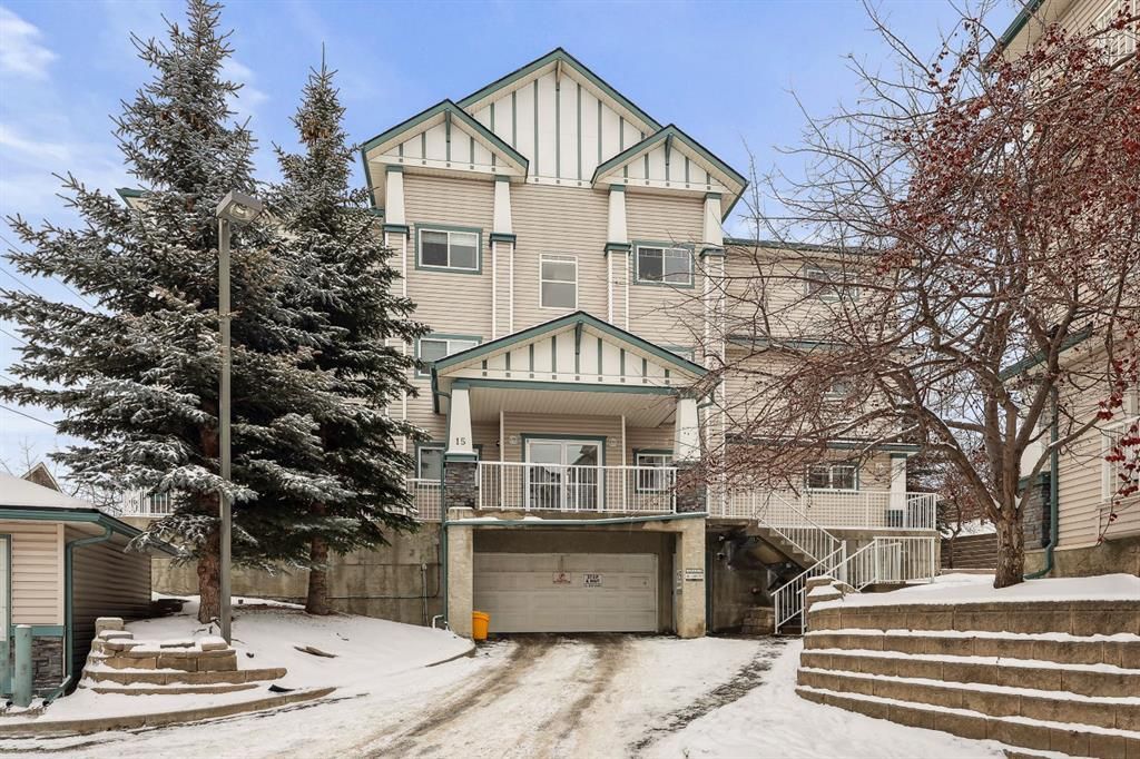 Main Photo: 203 15 Somervale View SW in Calgary: Somerset Apartment for sale : MLS®# A2106770