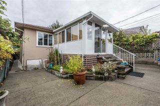 Photo 20: 2718 NAPIER Street in Vancouver: Renfrew VE House for sale (Vancouver East)  : MLS®# R2116675