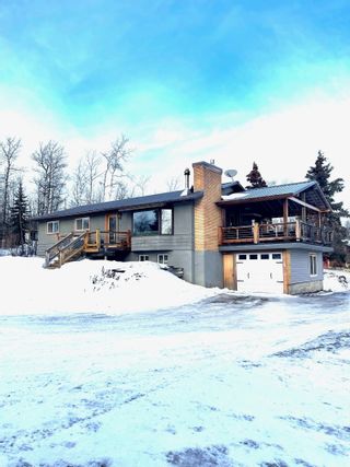 Photo 1: 13031 271 Road in Fort St. John: Fort St. John - Rural W 100th House for sale in "BEATTON PARK ROAD" : MLS®# R2745698