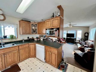 Photo 8: 61 560 SODA CREEK Road in Williams Lake: Williams Lake - Rural North Manufactured Home for sale in "COMER HILL MOBILE HOME PARK" : MLS®# R2796094