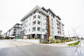 Photo 2: B314 20834 80 Avenue in Langley: Willoughby Heights Condo for sale in "Alexander Square" : MLS®# R2870694