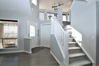 Photo 2: 7476 Springbank Way SW in Calgary: Springbank Hill Detached for sale : MLS®# A1071854